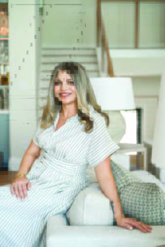 CROPPED_SuzanneKaslerPortrait